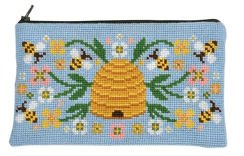 71-0576 HONEY CLUTCH designet at Krestine Aagaard for Fru Zippe